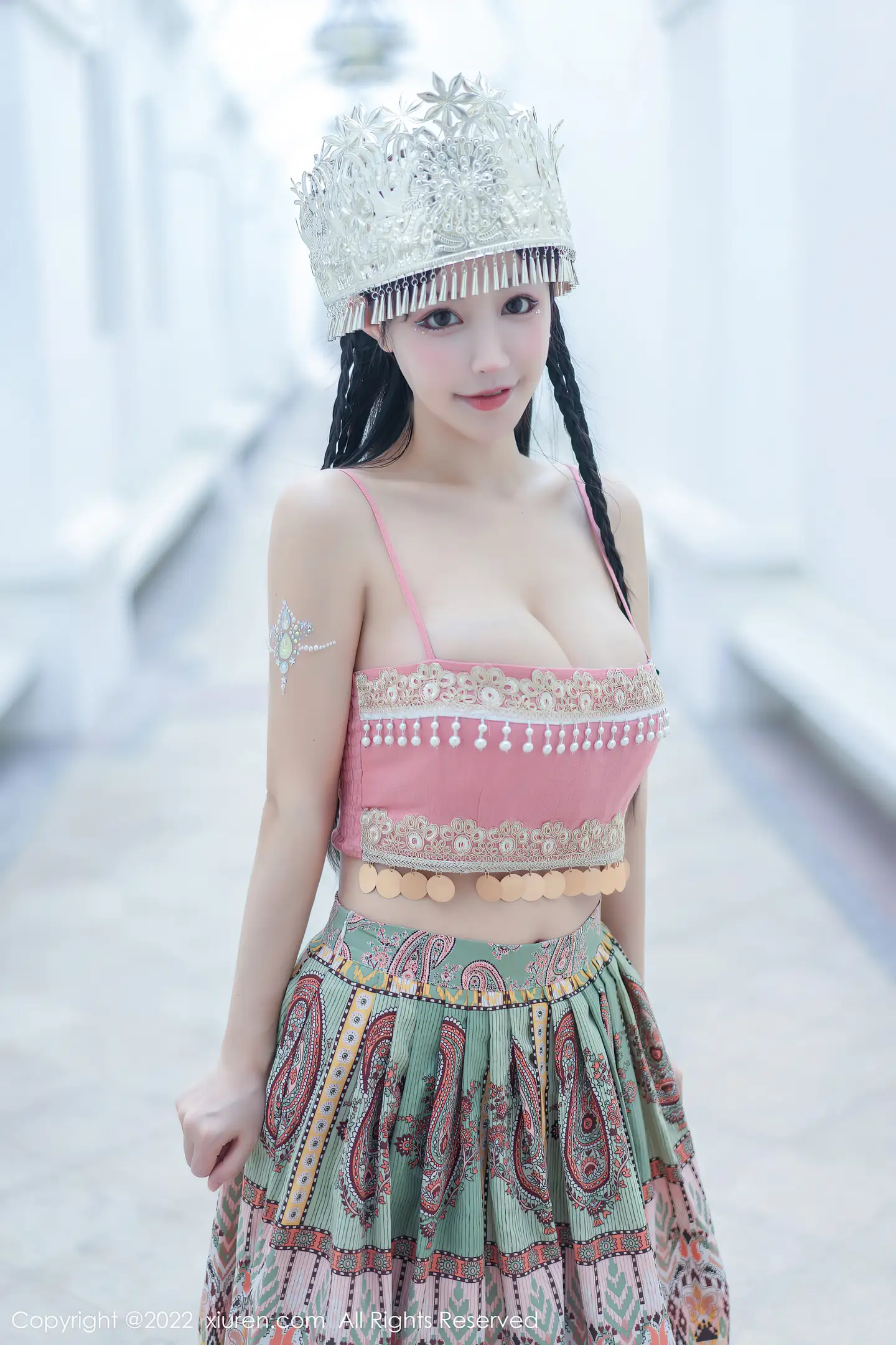 图片[3]-[XiuRen秀人网] VOL.5615 女神朱可儿Flora民族服饰装扮性感粉色吊带露傲人豪乳诱惑写真70P-秀人网官方网站